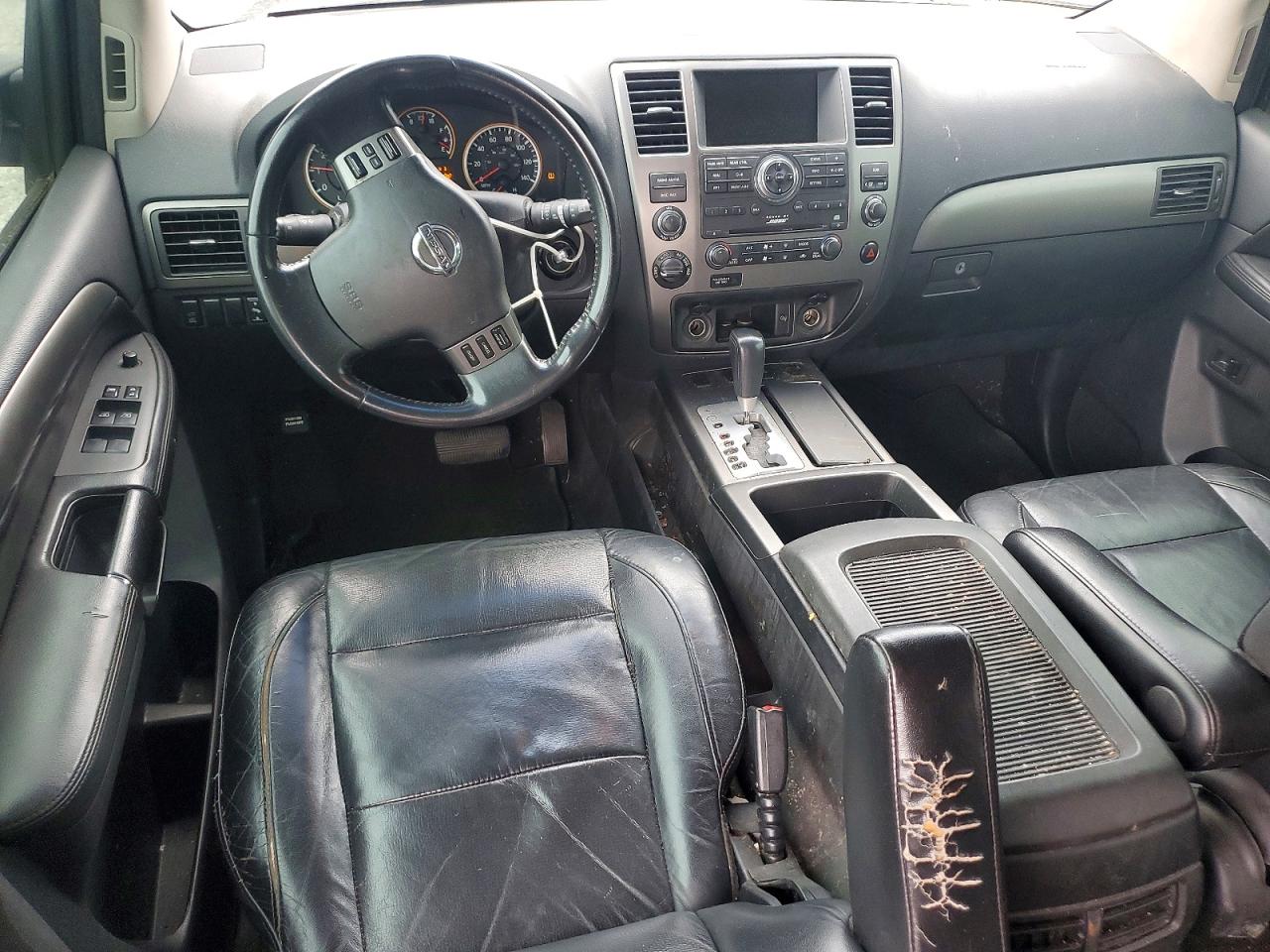 Nissan Armada Se