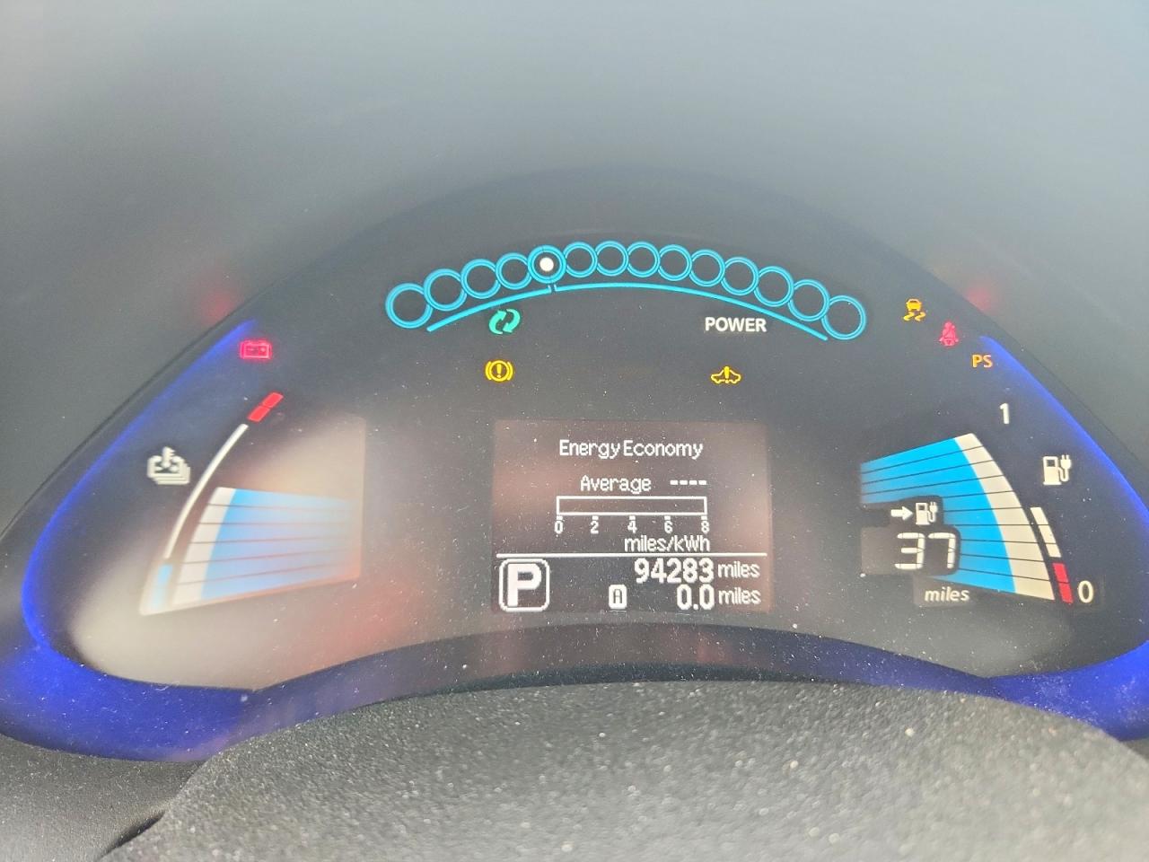 Nissan LEAF S