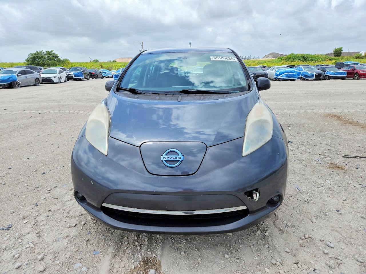 Nissan LEAF S