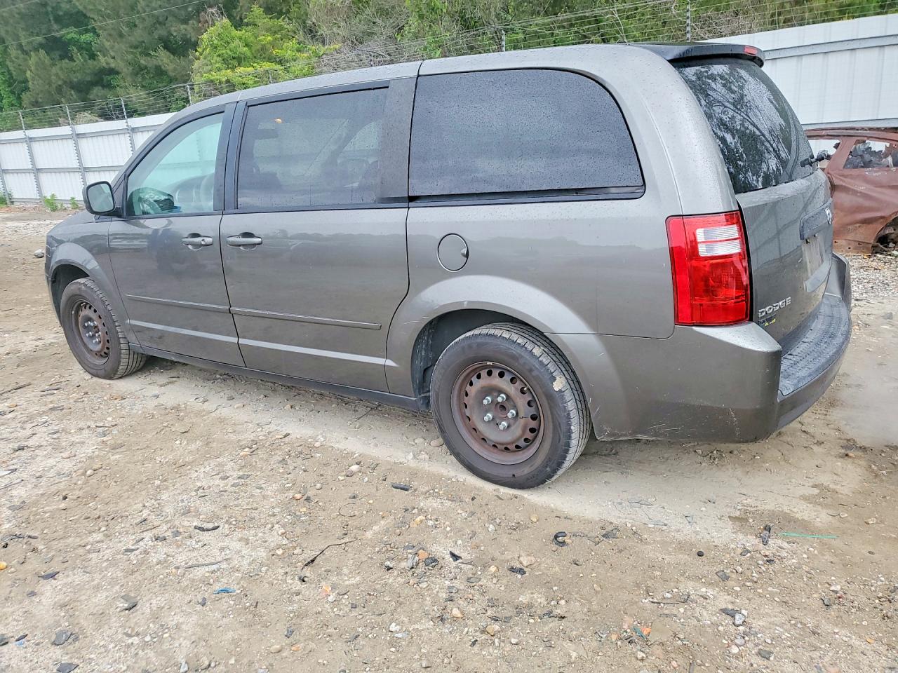 Dodge Caravan Se