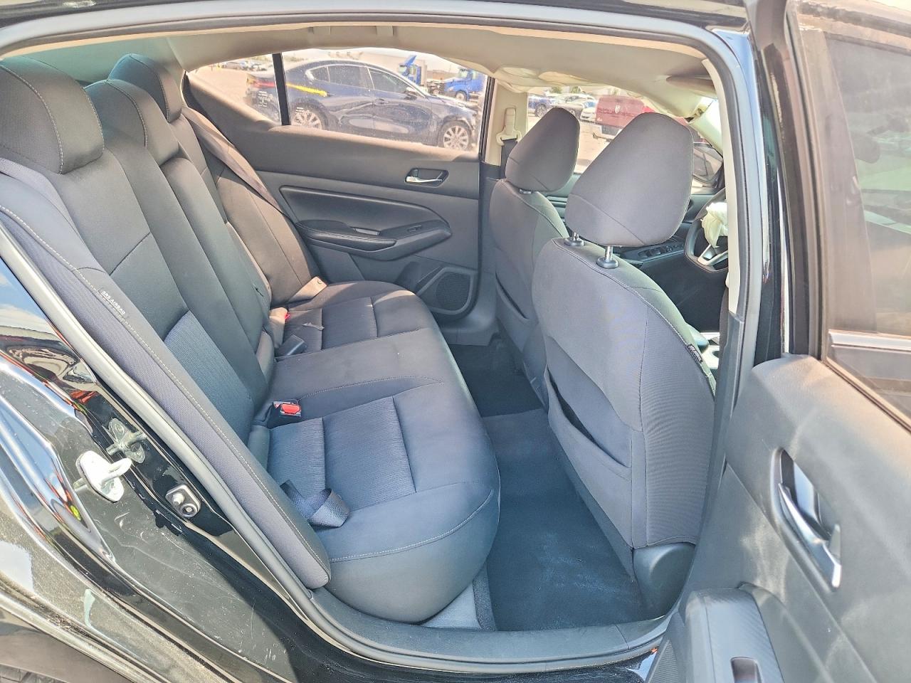Nissan Altima S