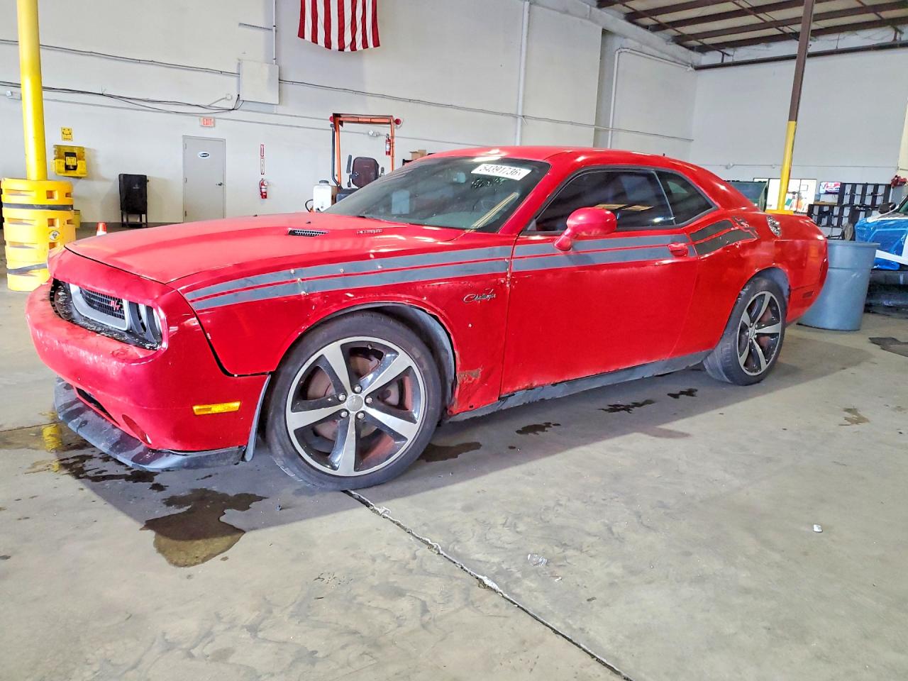Salvage Dodge Challenger Image