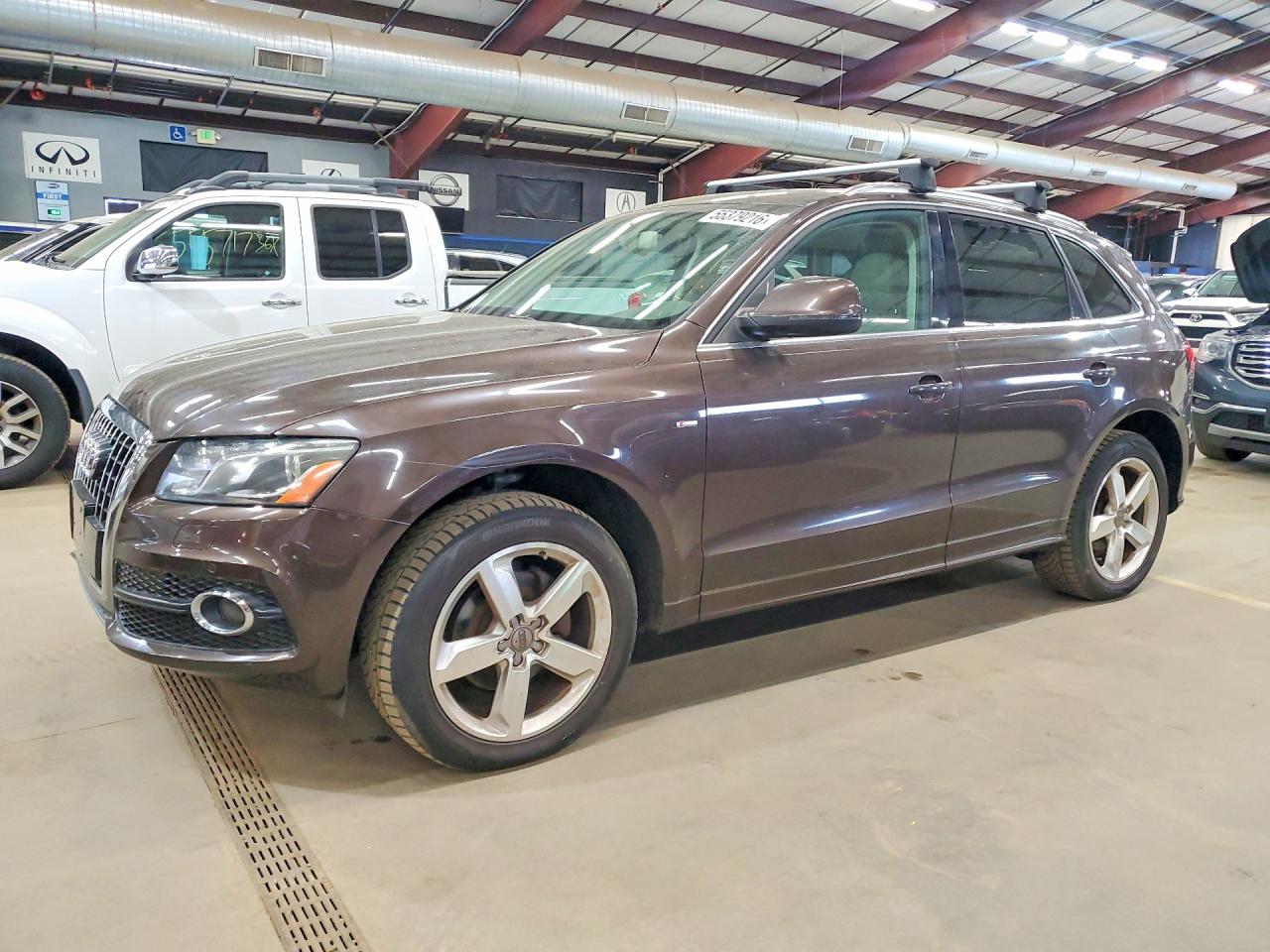 Salvage Audi Q5 Image