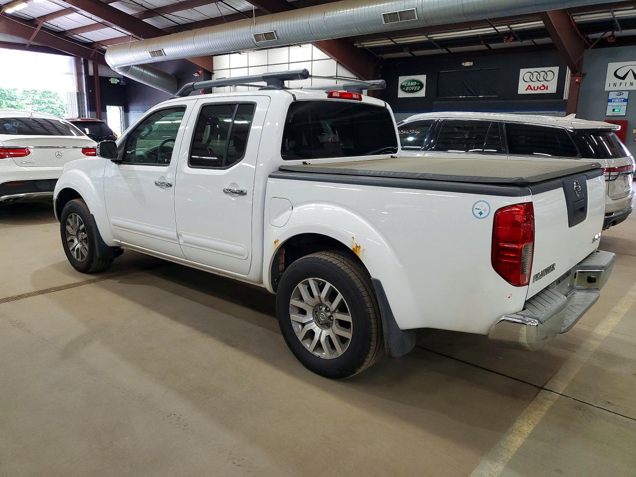 Nissan Frontier S