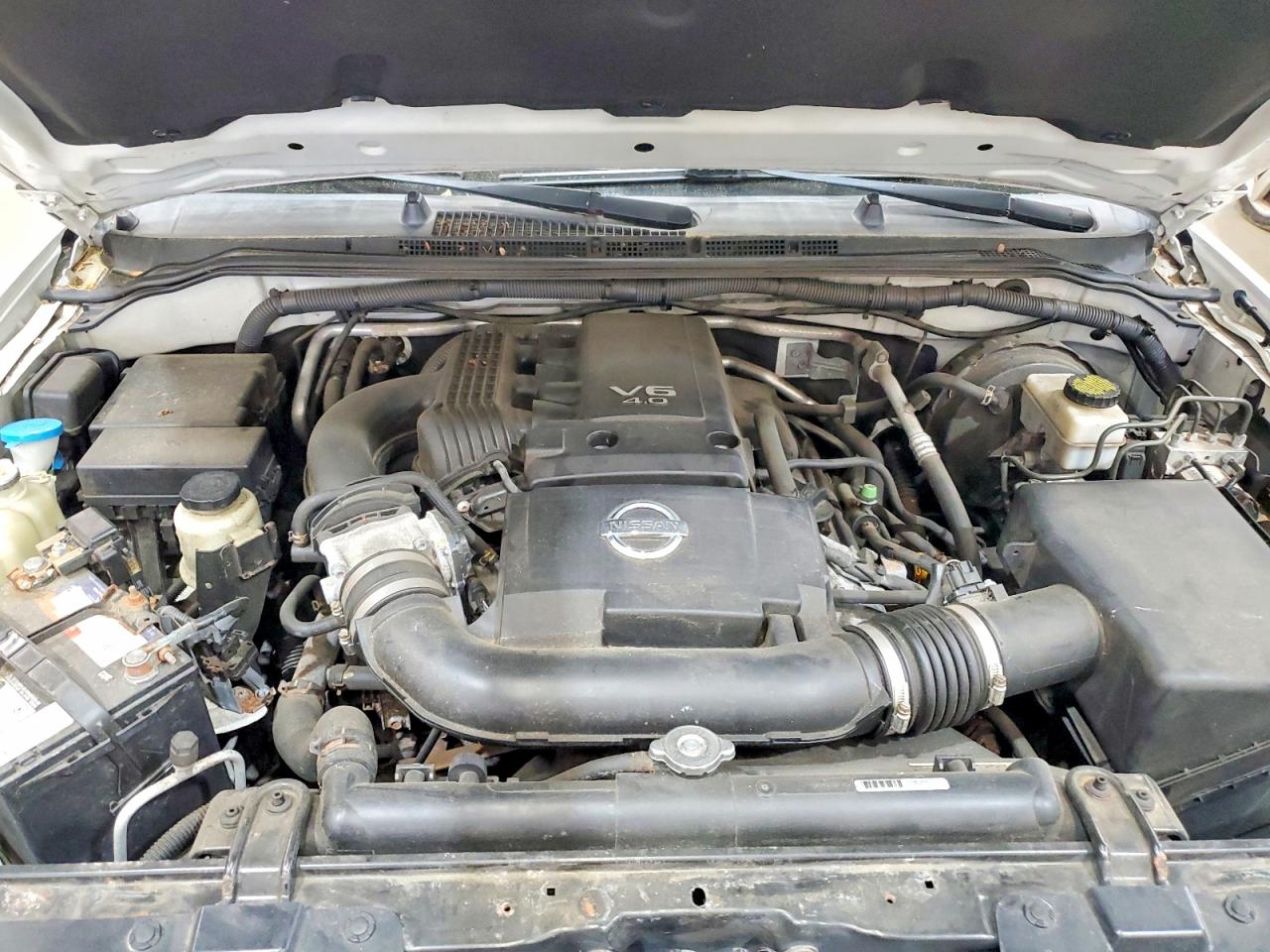Nissan Frontier S