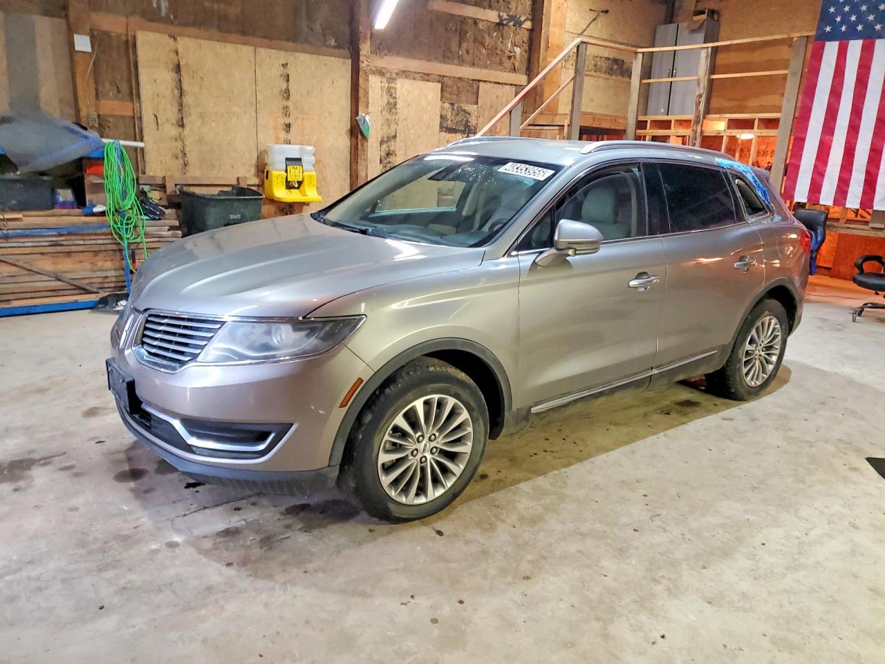 Salvage Lincoln MKX Image