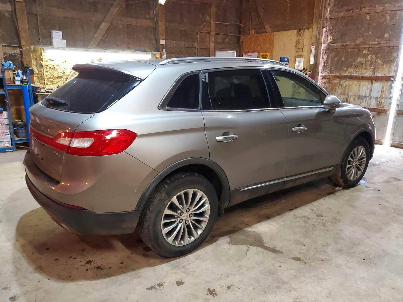 Lincoln MKX Select