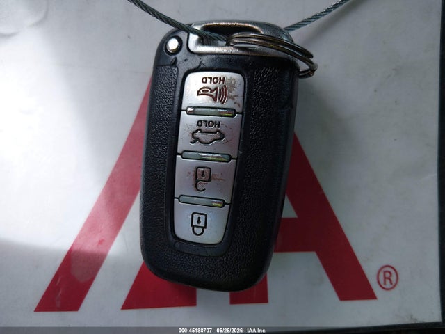 Hyundai Genesis 3.8