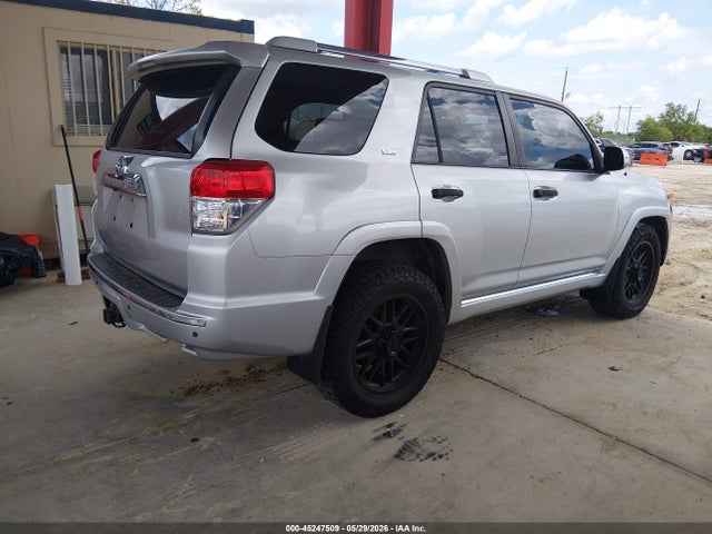 Toyota 4Runner Sr5 V6