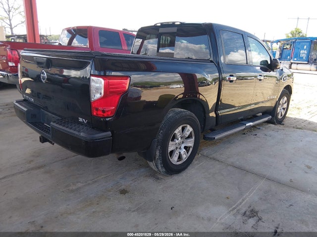 Nissan Titan Sv