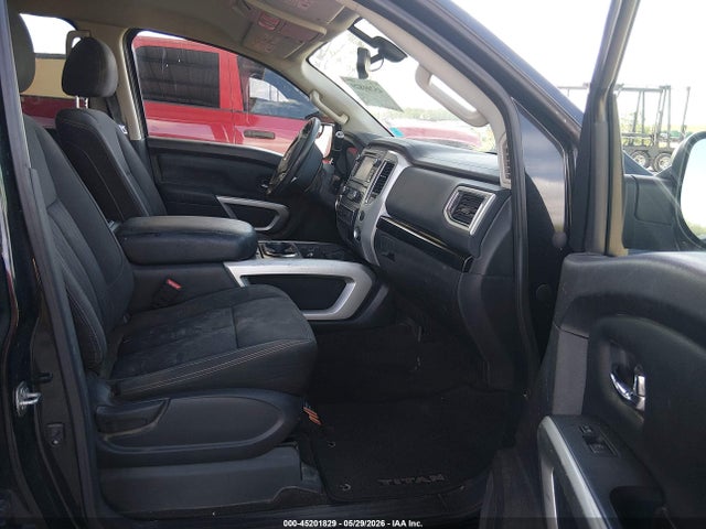 Nissan Titan Sv