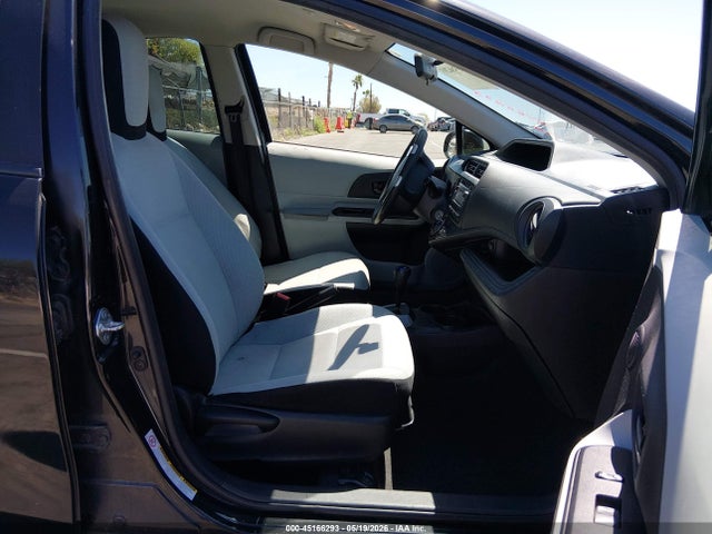Toyota Prius c One