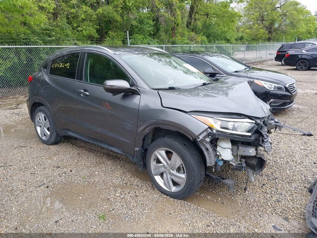 Salvage Honda HR-V Image