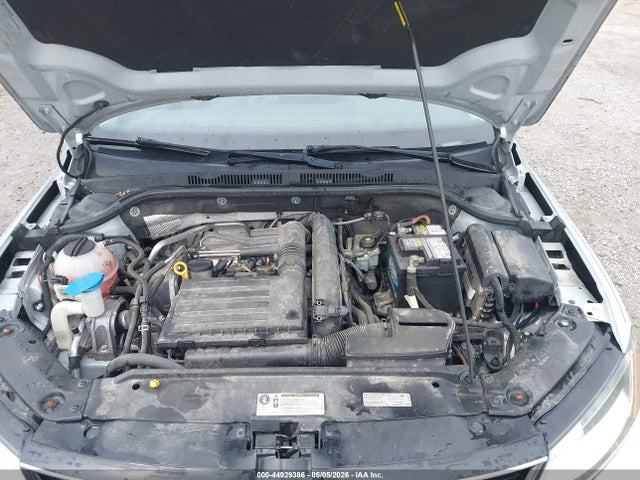 Volkswagen Jetta 1.4t S