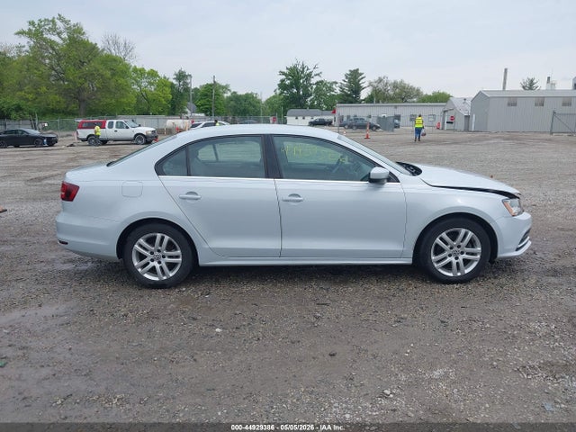 Volkswagen Jetta 1.4t S