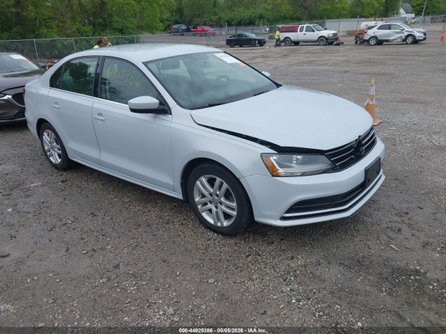 Volkswagen Jetta 1.4t S