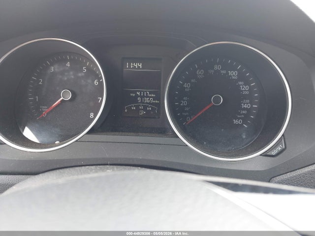 Volkswagen Jetta 1.4t S