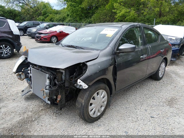 Nissan Versa 1.6 Sv