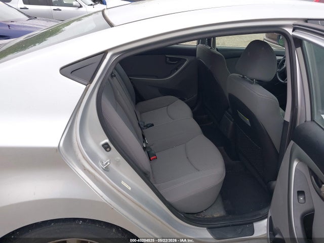 Hyundai ELANTRA Se