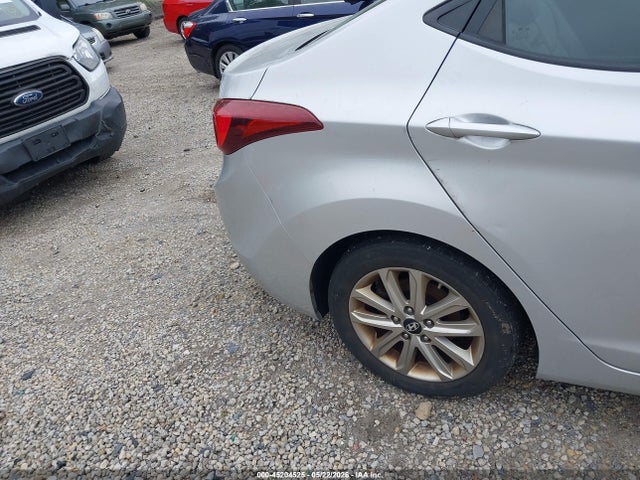 Hyundai ELANTRA Se
