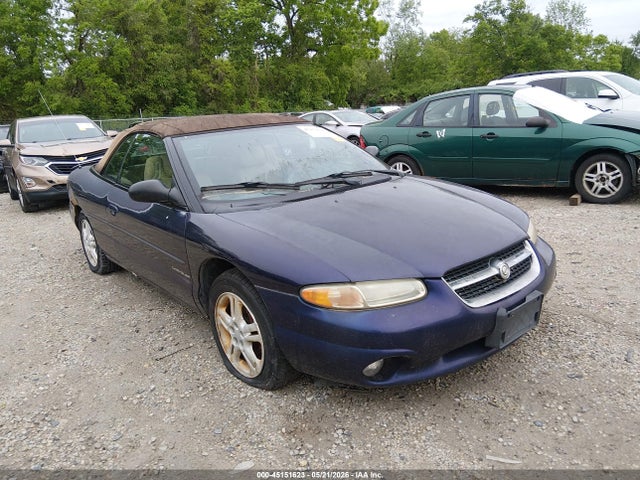 Salvage Chrysler Sebring Image