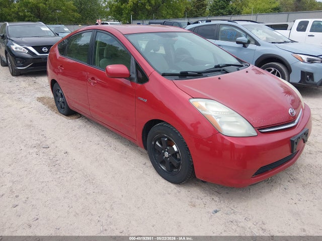 Salvage Toyota Prius Image