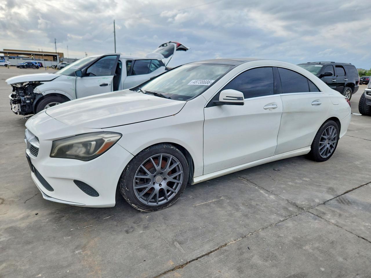 Salvage Mercedes-Benz Cla-class Image