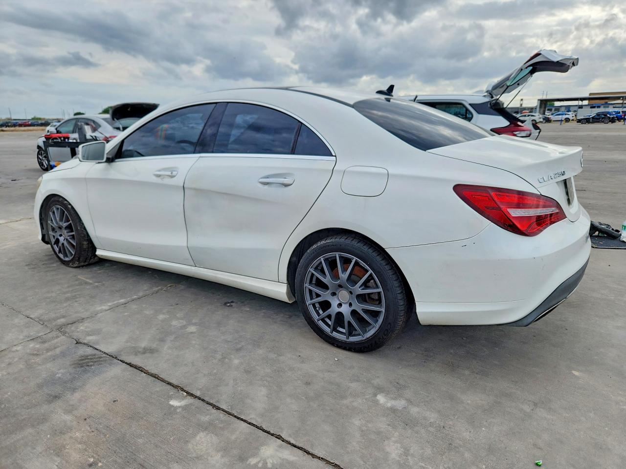 Mercedes-Benz Cla-class 250 4matic