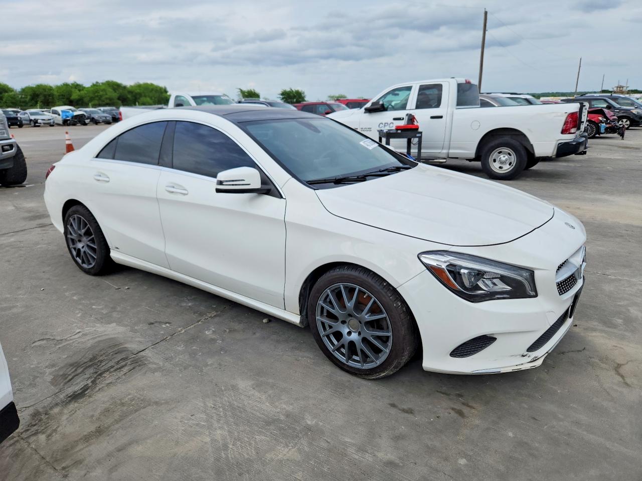 Mercedes-Benz Cla-class 250 4matic