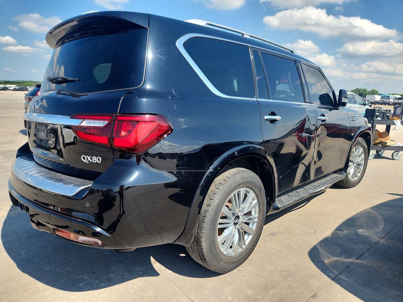 INFINITI Qx Luxe