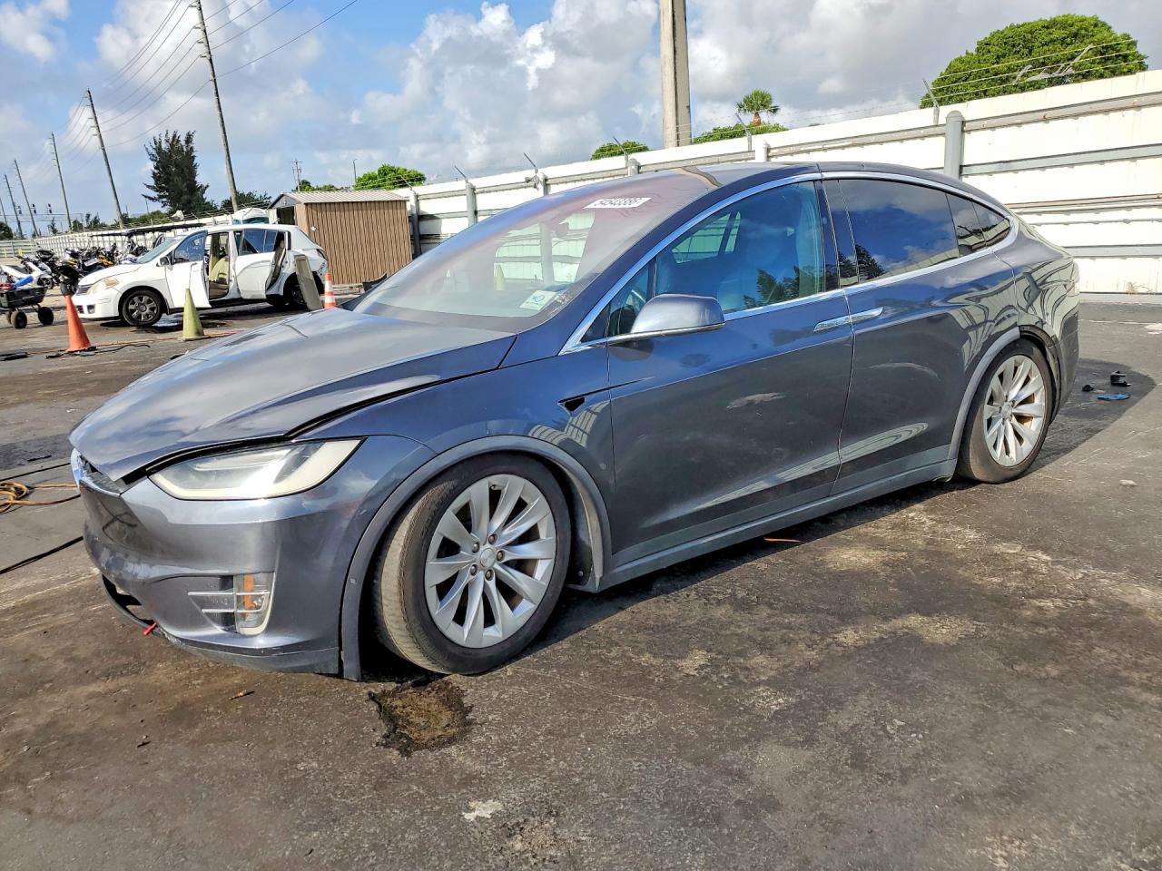Salvage Tesla Model X Image