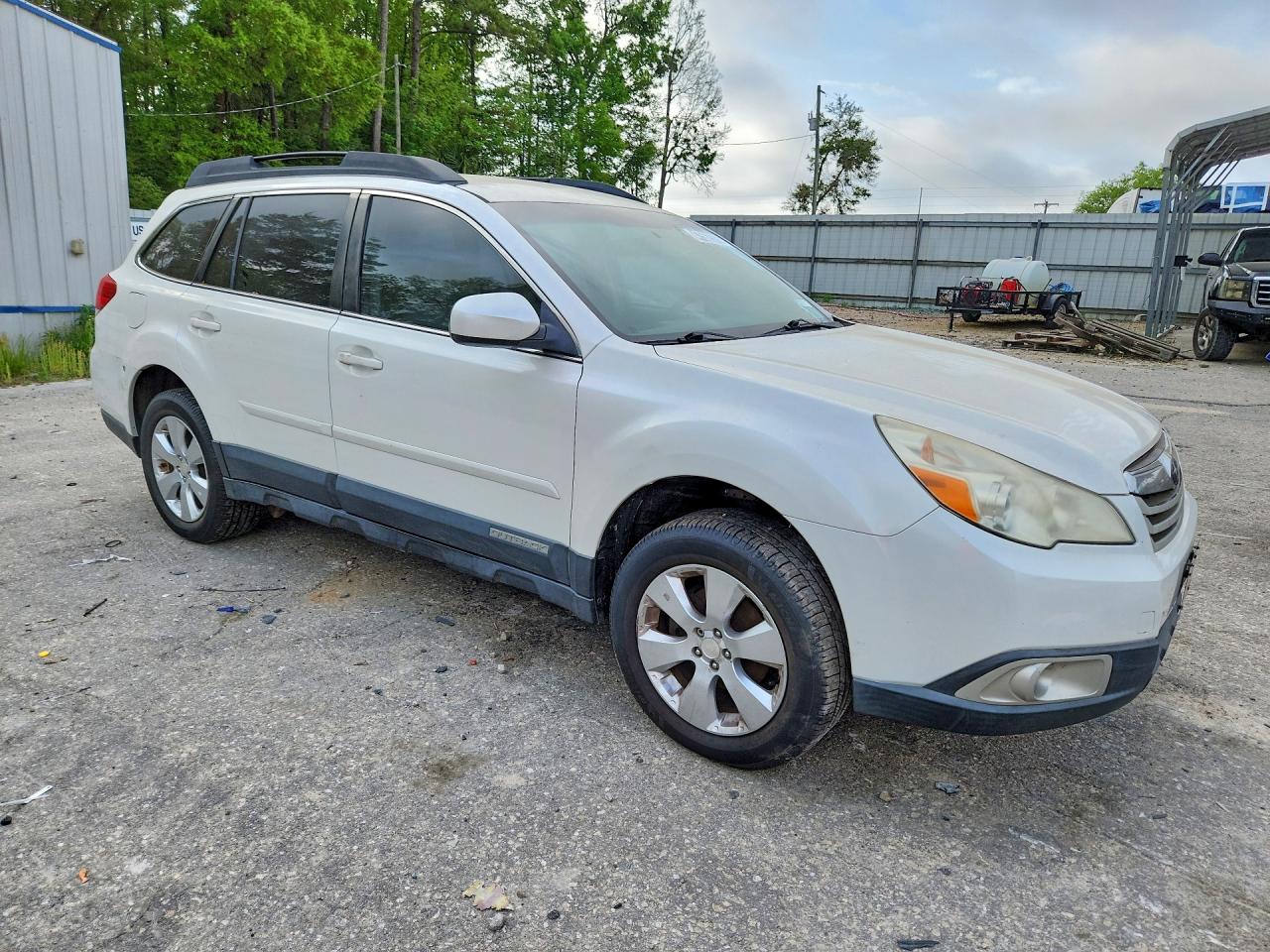 Subaru Outback 2.5i