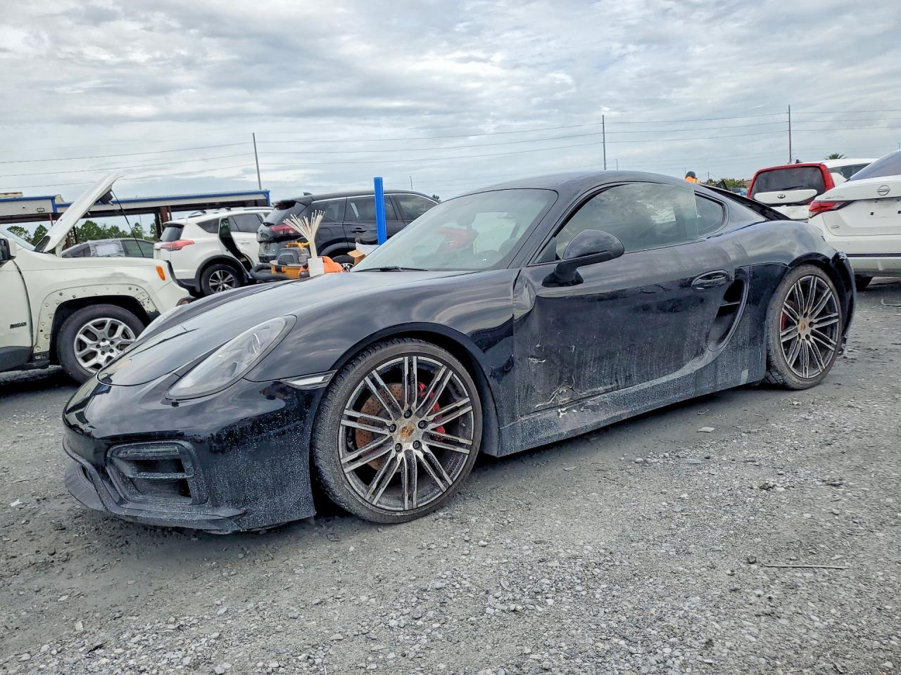 Salvage Porsche Cayman Image