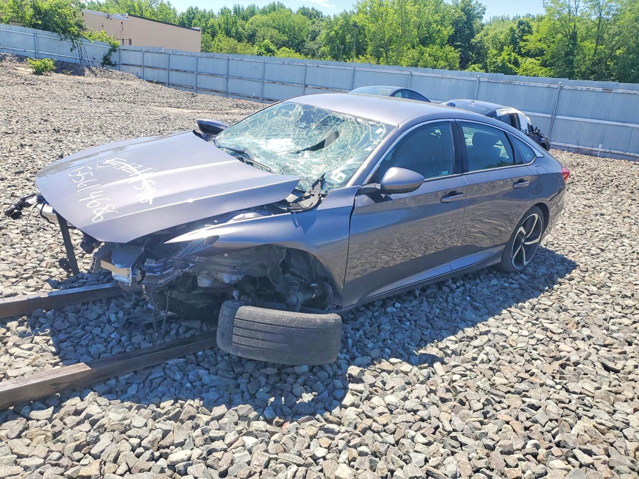 Salvage Honda Accord Image