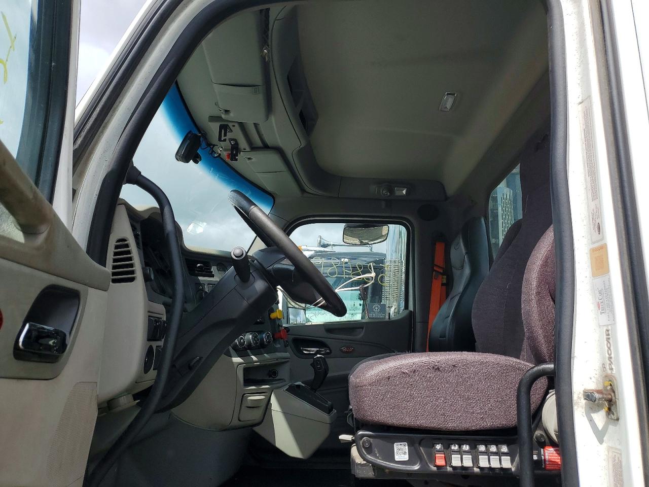 Peterbilt 579