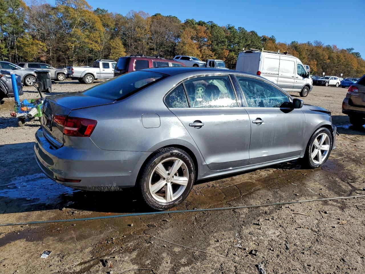 Volkswagen Jetta S