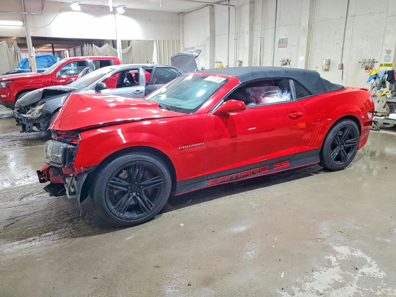 Salvage Chevrolet Camaro Image