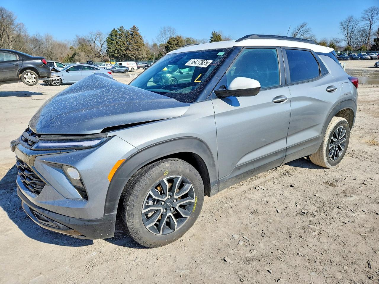 Salvage Chevrolet Trailblazer Image