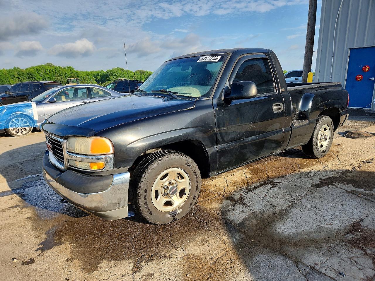 Salvage GMC Sierra Image