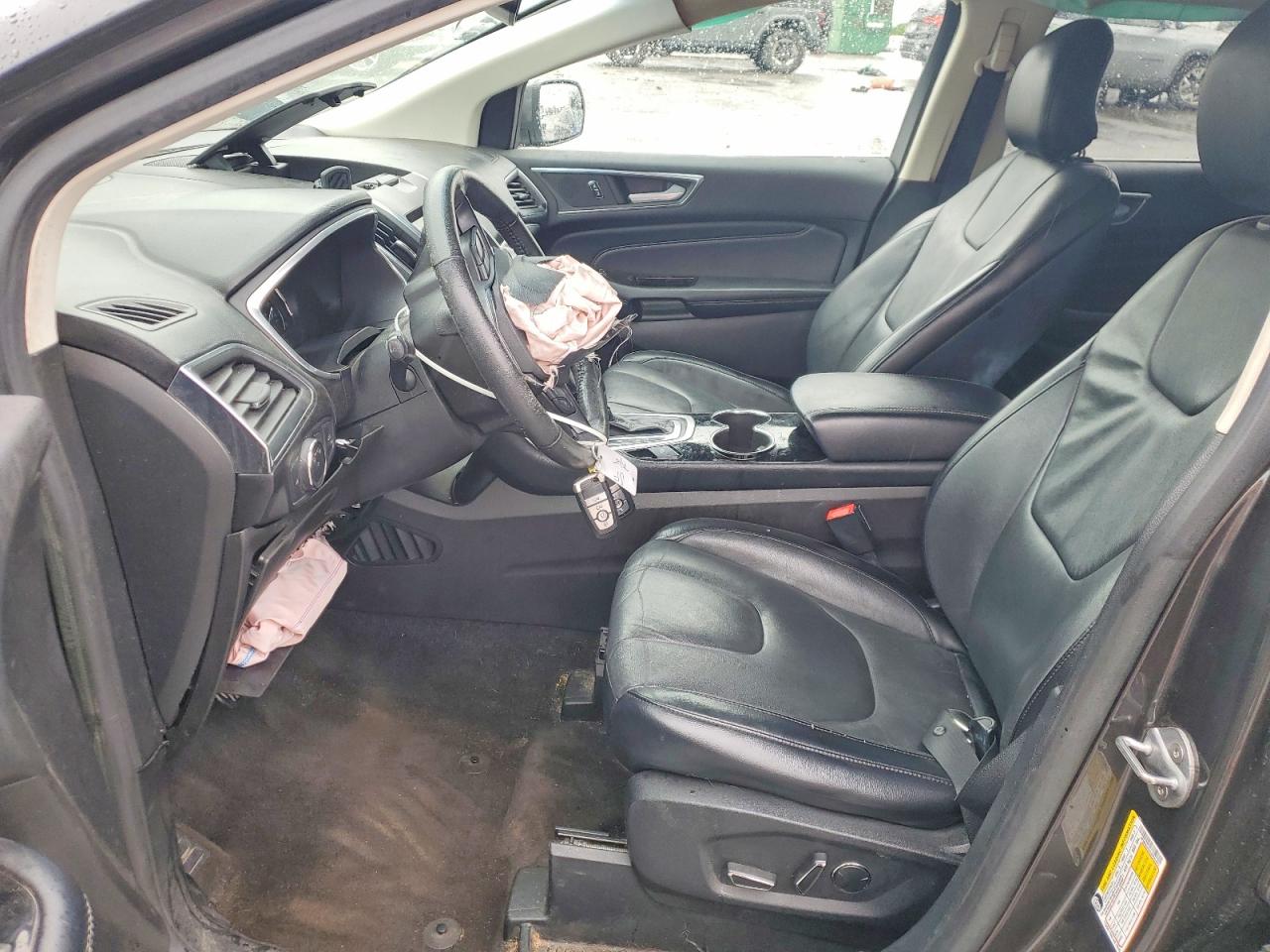 Ford Edge Titanium