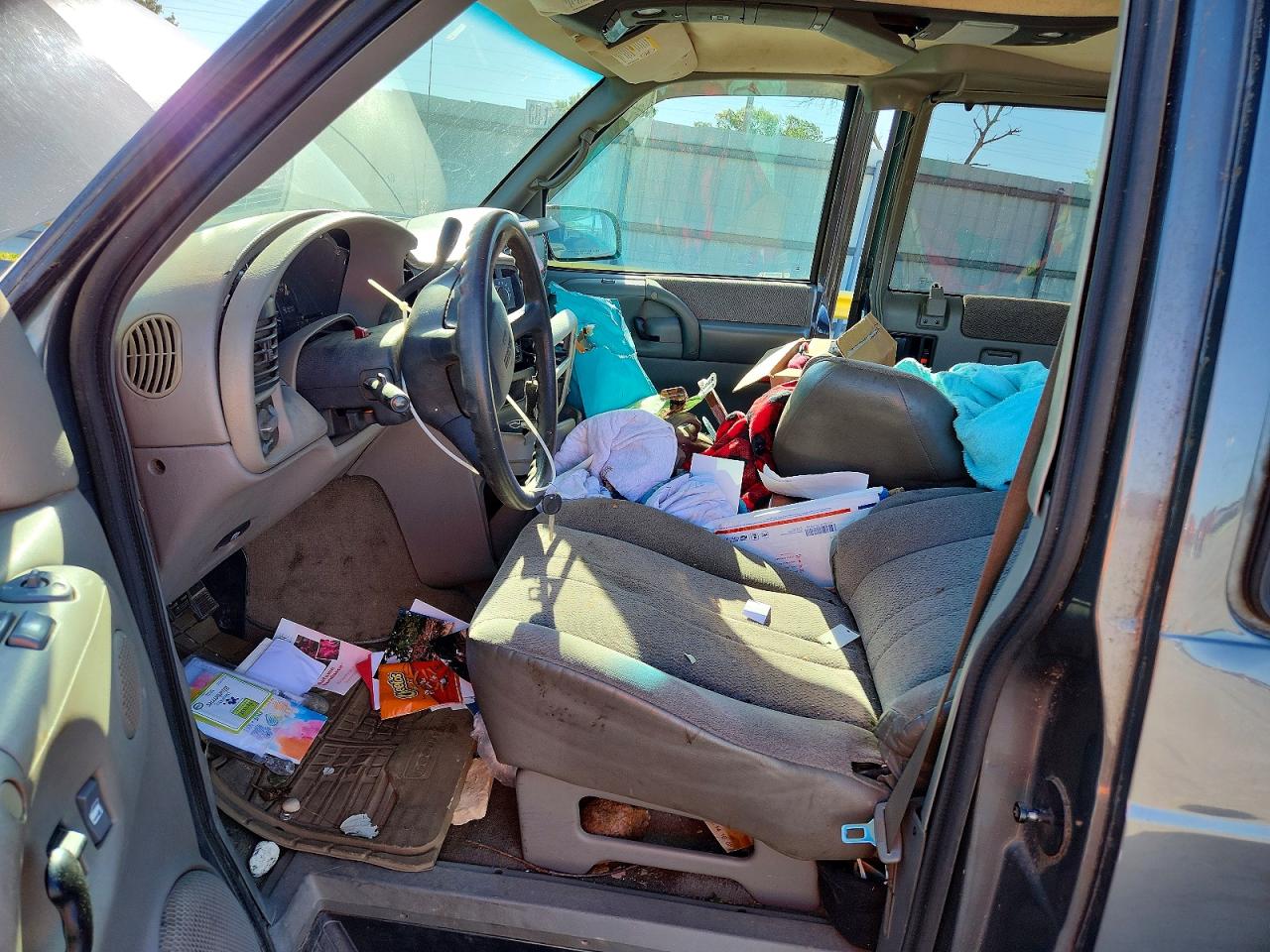 GMC Safari Xt