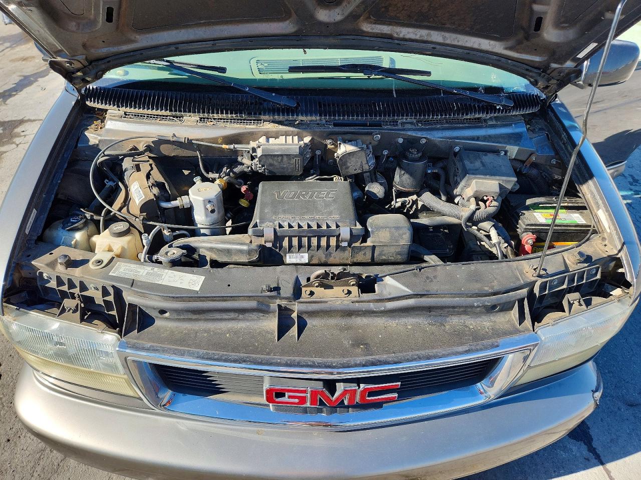 GMC Safari Xt