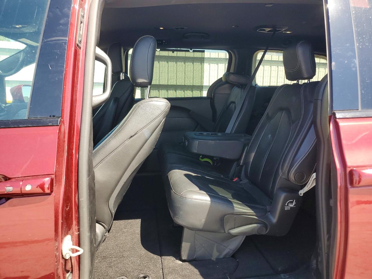 Chrysler Pacifica Touring L Plus