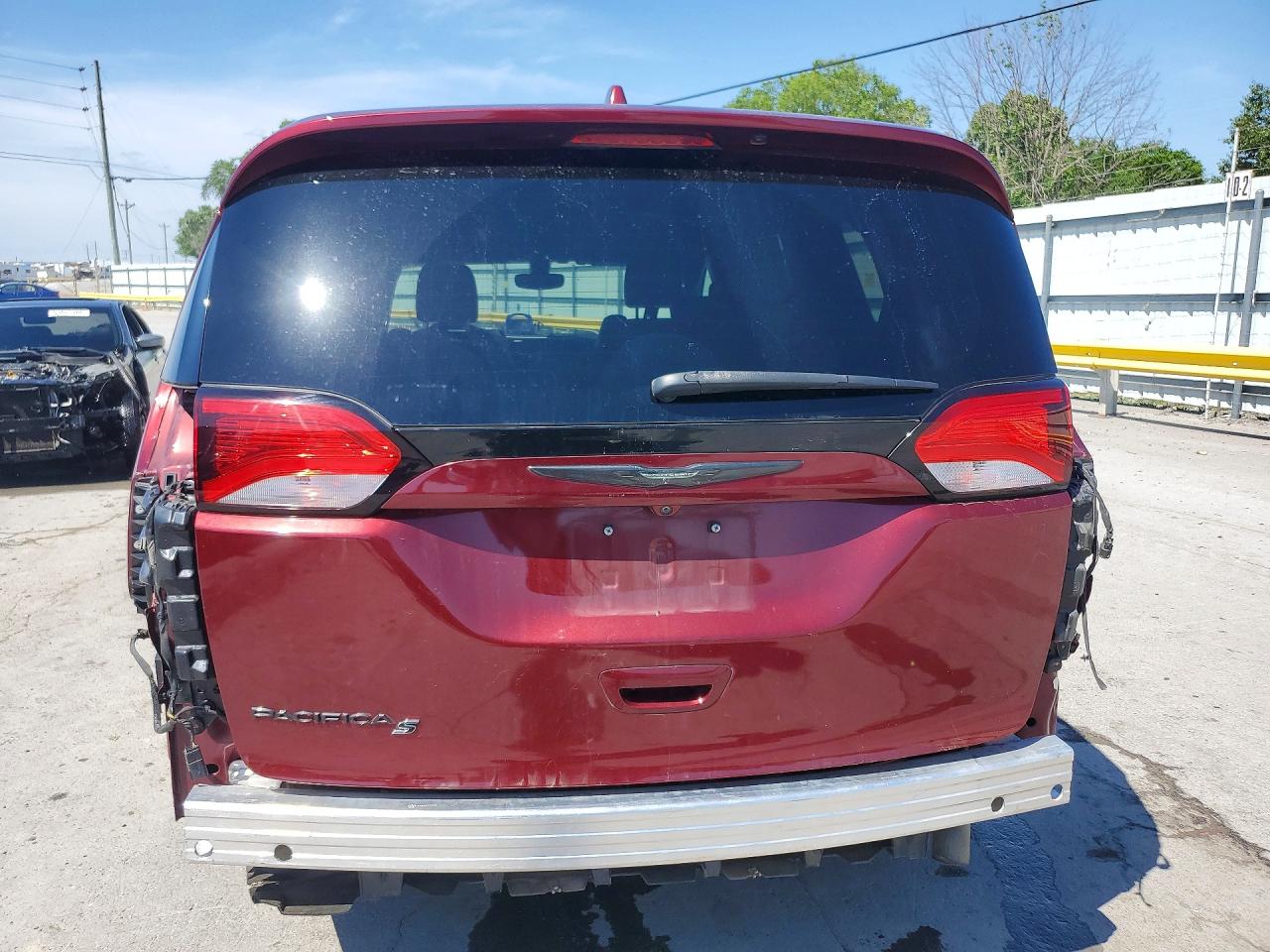 Chrysler Pacifica Touring L Plus