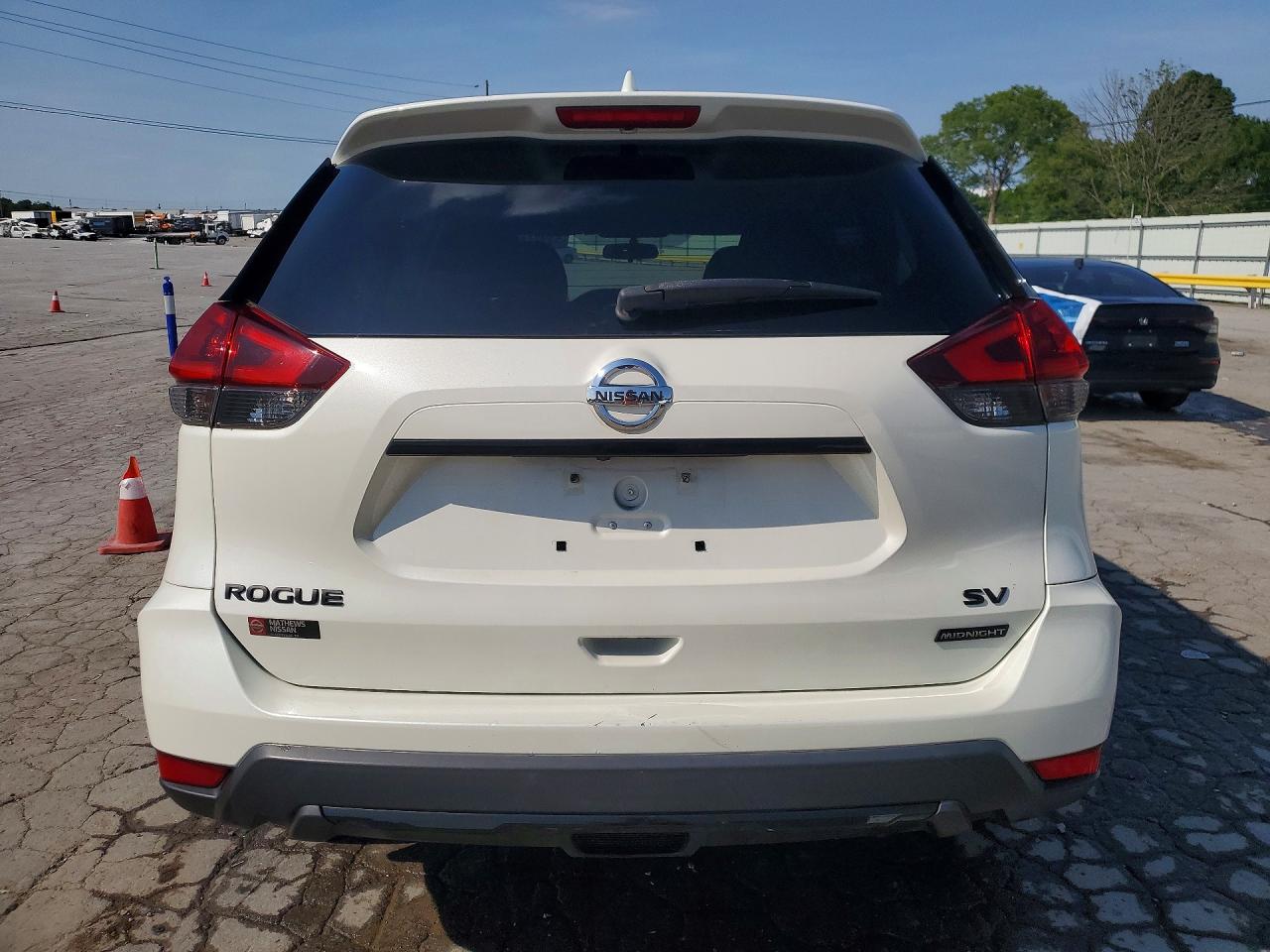 Nissan Rogue Sv