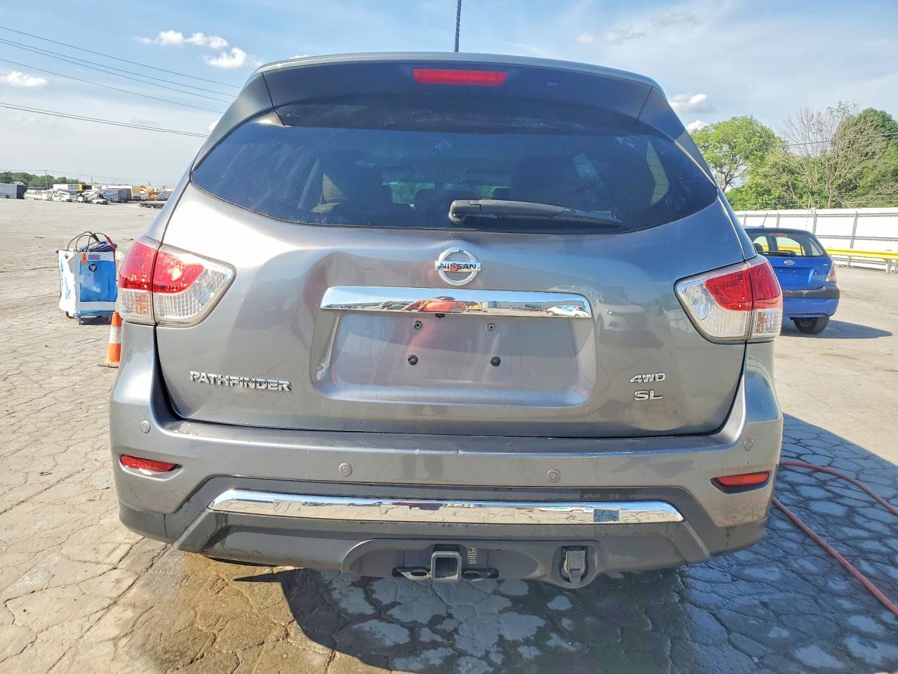 Nissan Pathfinder Sl