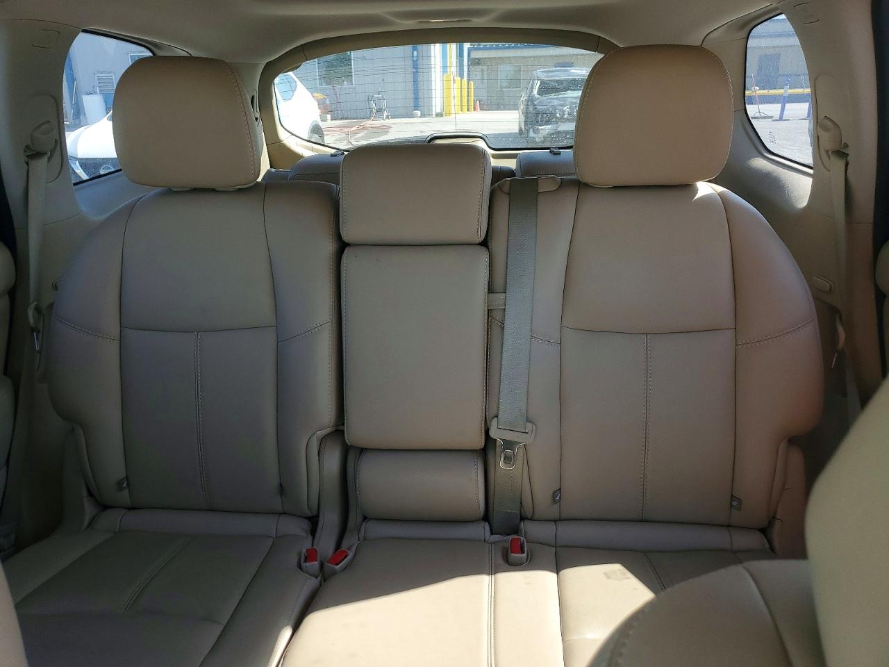 Nissan Pathfinder Sl