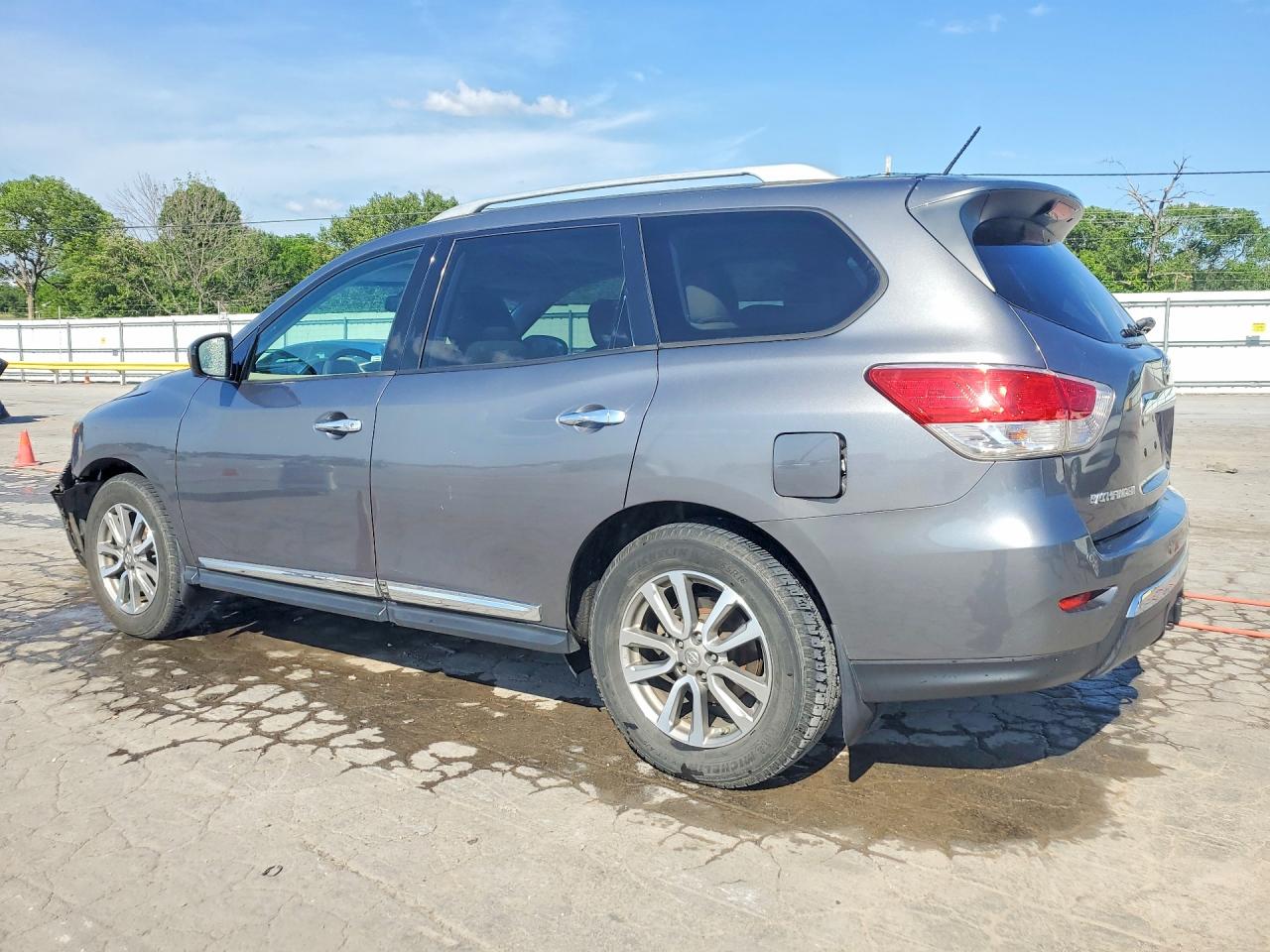 Nissan Pathfinder Sl