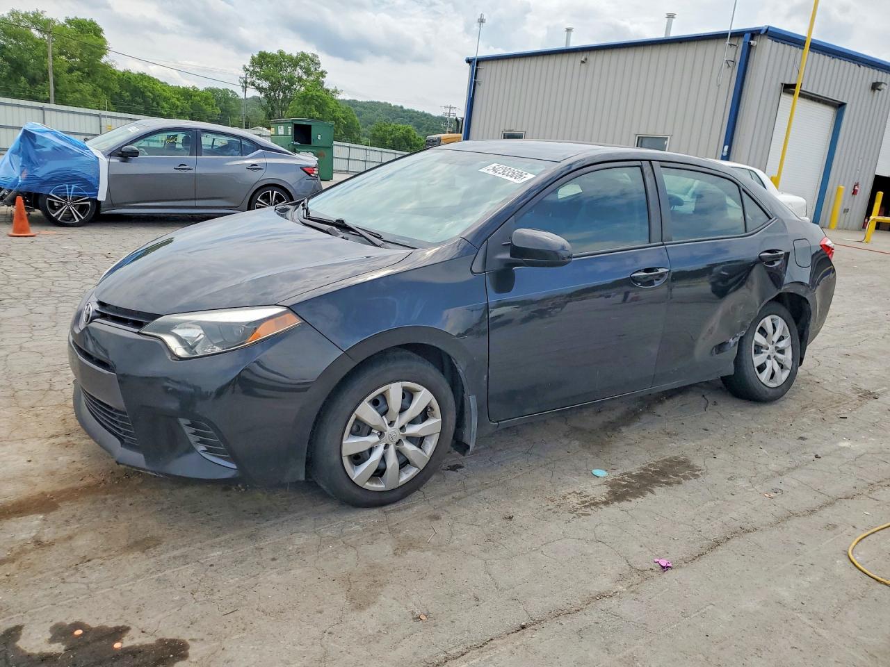 Salvage Toyota Corolla Image