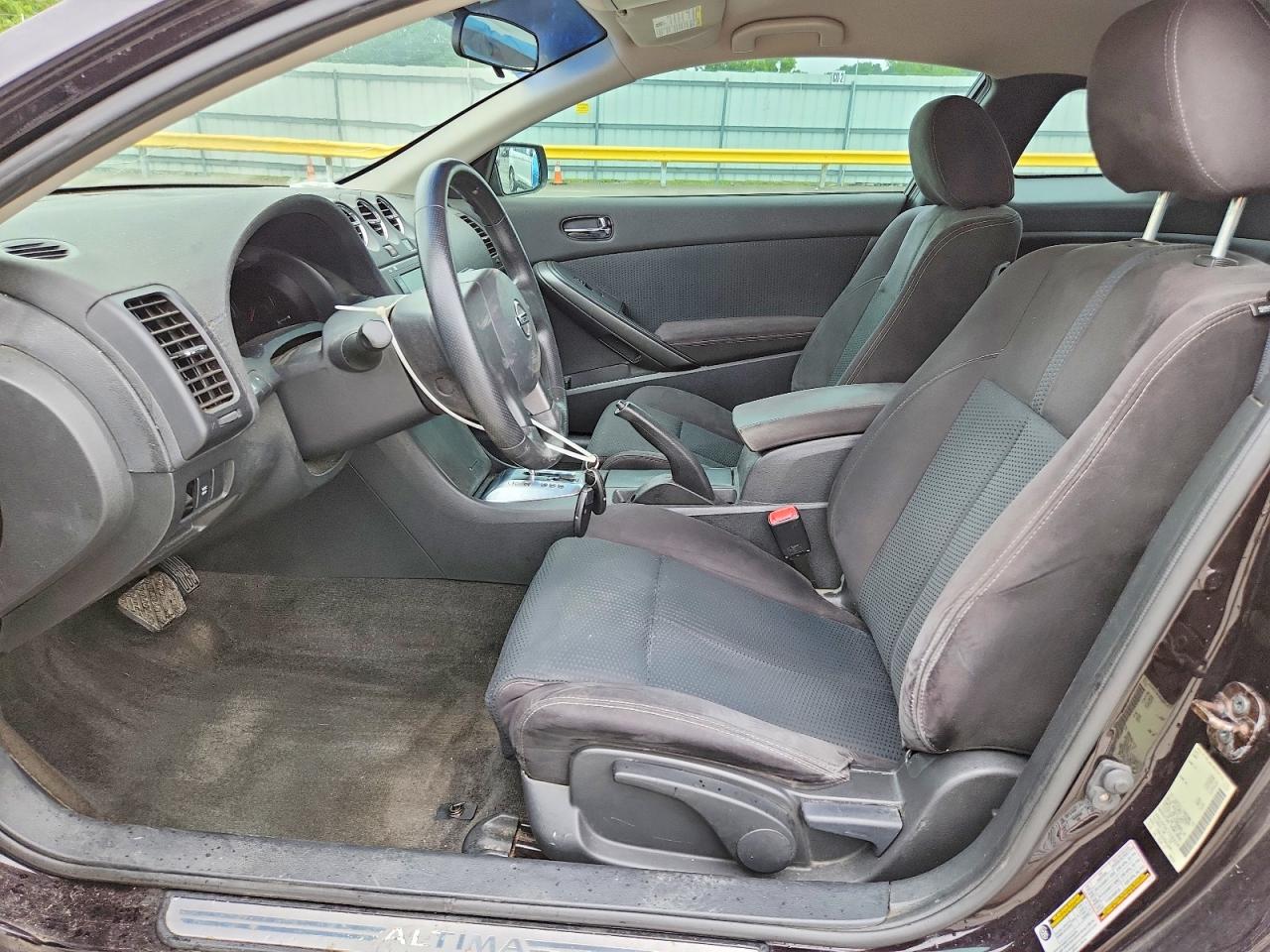 Nissan Altima S